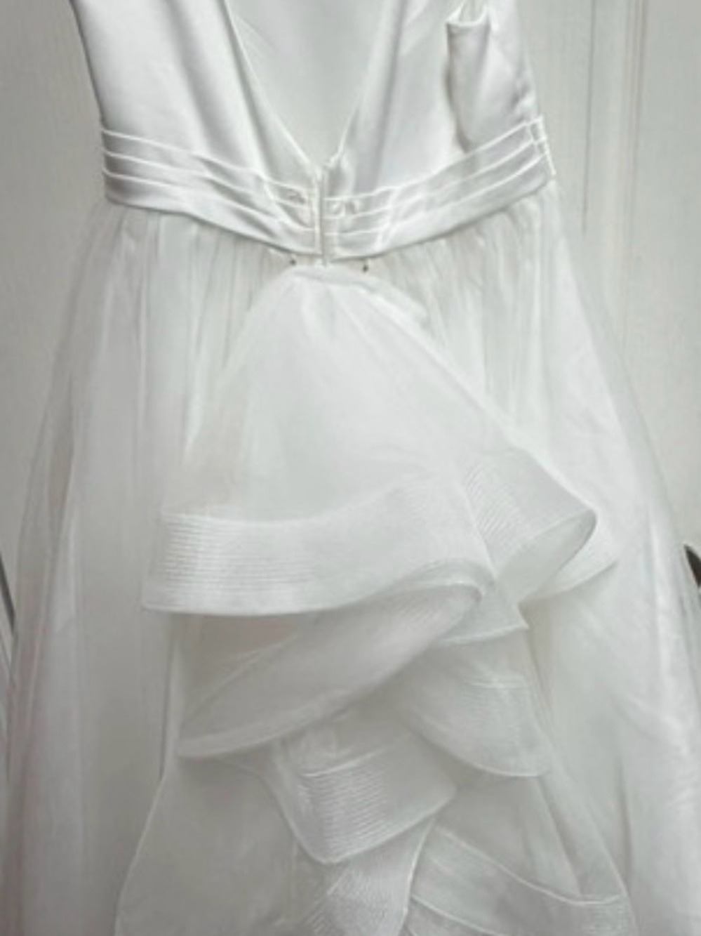 White girl size 8  Ruffle Organza Dress Azazia and flowergirl basket rose petals